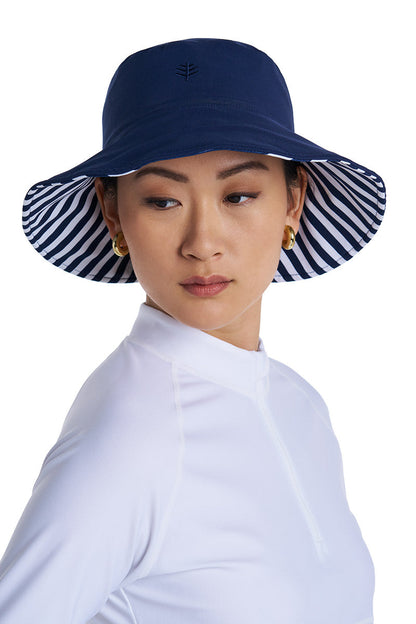 Women's Ariel Reversible Chlorine Resistant Pool Hat | White/Navy Stripe