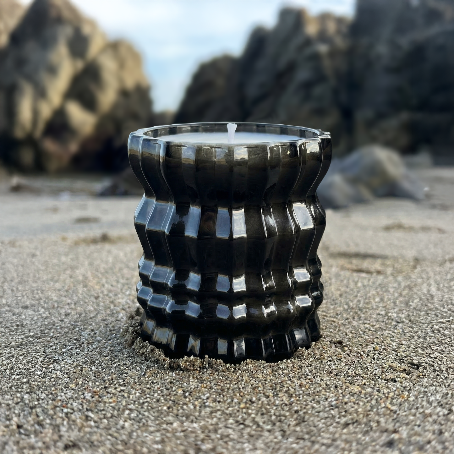 Maris 8oz Candle – Sea Salt & Driftwood