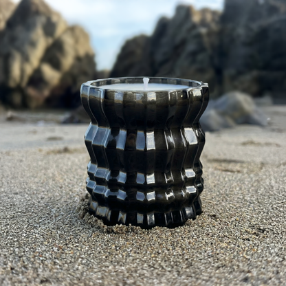 Maris 8oz Candle – Sea Salt & Driftwood