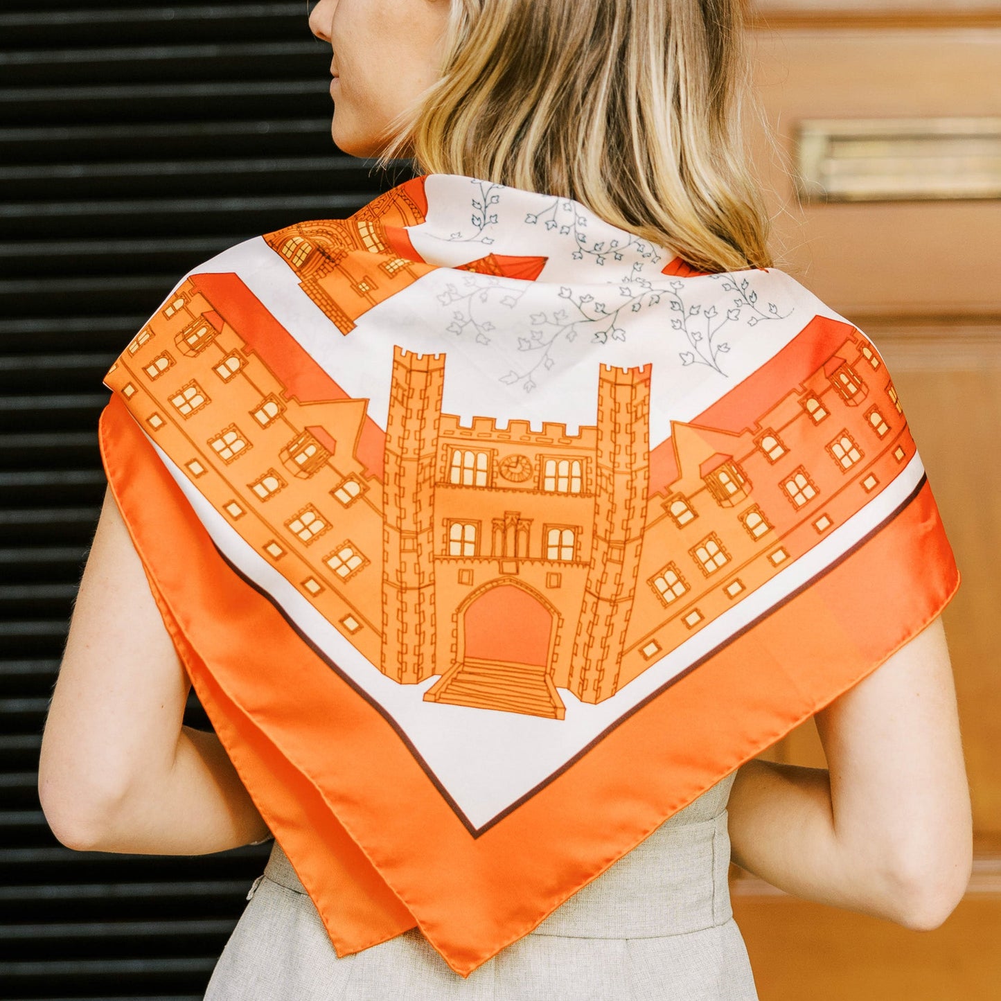 THE PTON IVY SCARF